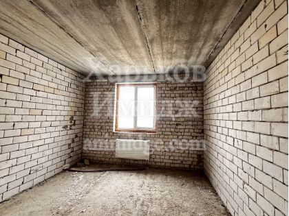 Продам 3-х комнатную квартиру на 9 этаже 9 этажного дома новострой Жилой Комплекс Мира 2  район ХТЗ